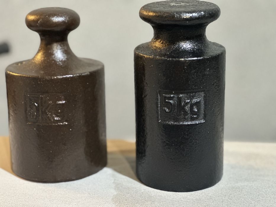 Stare odważniki do wagi – różne masy, kolekcja / użytkowe