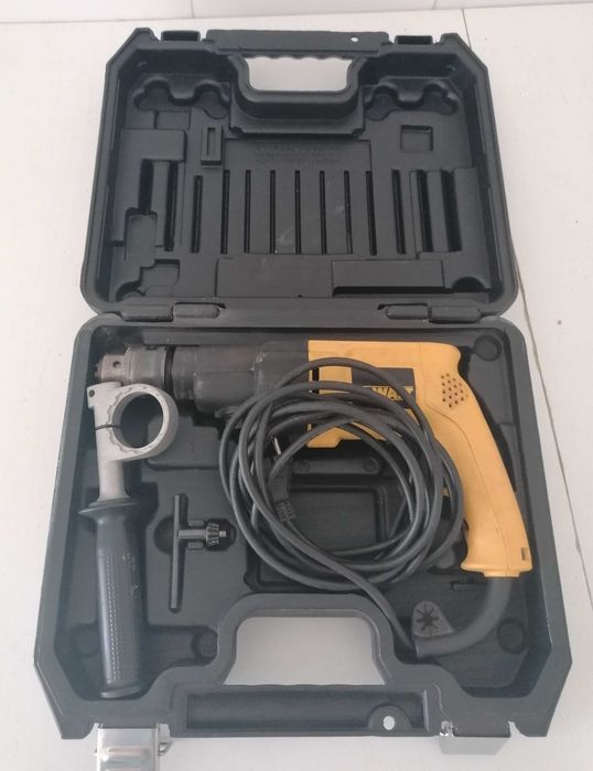 Borbequim furadeira Dewalt  D21720-qs