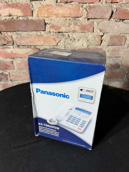 Telefon stacjonarny Panasonic KX-TS620PDW z sekretarką