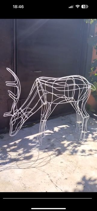 Новогодний олень новорічний олень светящійся подарунки подарки гирлян