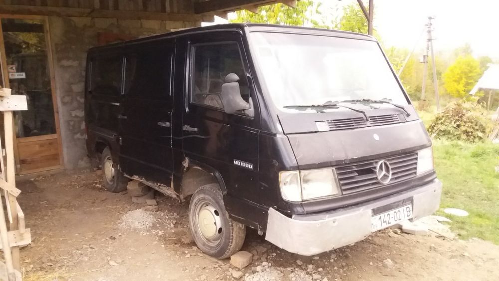 Мікроавтобус вантажний Mersedes MB100