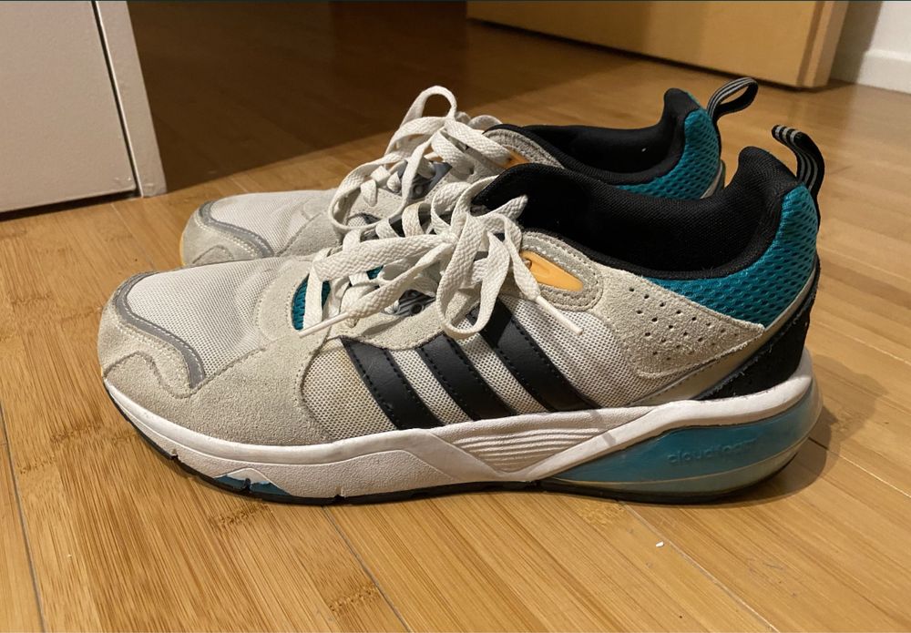 Ténis Adidas Originais tam. 44 em bom estado