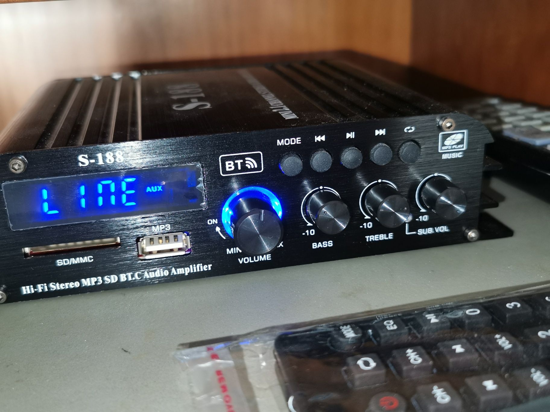 Amplificador Hi-fi 2.1 Modelo S-188 (Bluetooth 5.0, comando, etc)