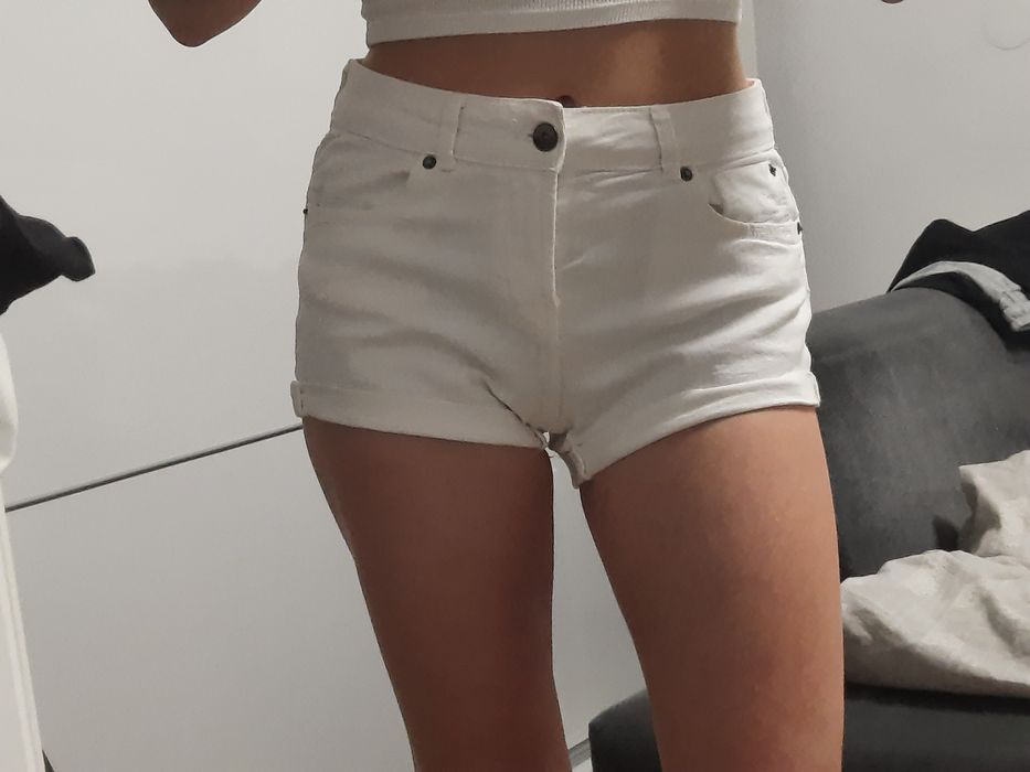 Sprzedam krótkie spodenki