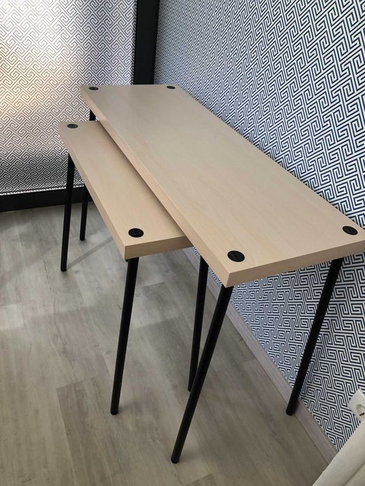Conjunto 2 consolas / mesas de encaixar NOVAS