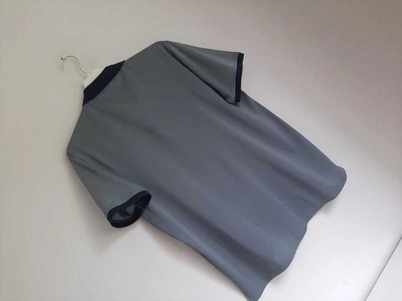 T-shirt Calvin Klein L