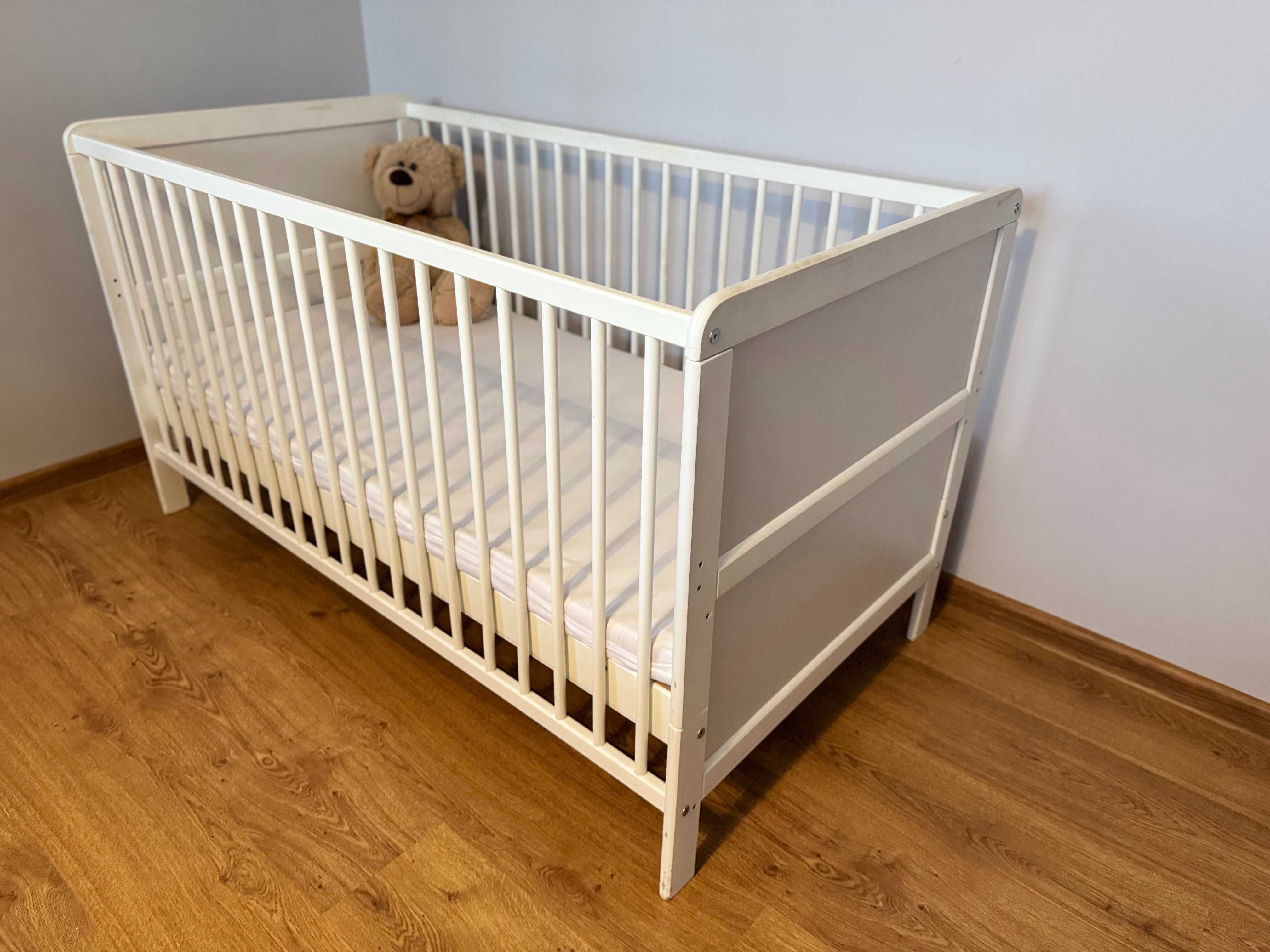 Łóżeczko 145x75x80 cm, wyjmowane szczebelki, materac GRATIS.