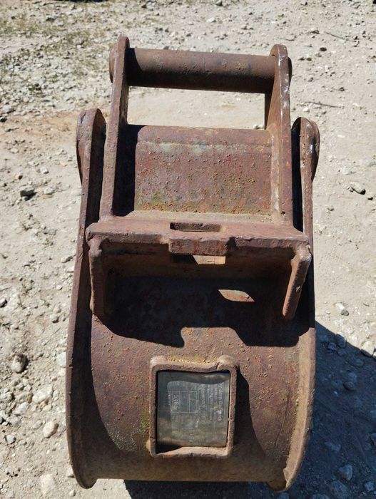 Łyżka kopiąca 25cm 20cm głęboka szybkozłącze SL30 Takeuchi Bobcat