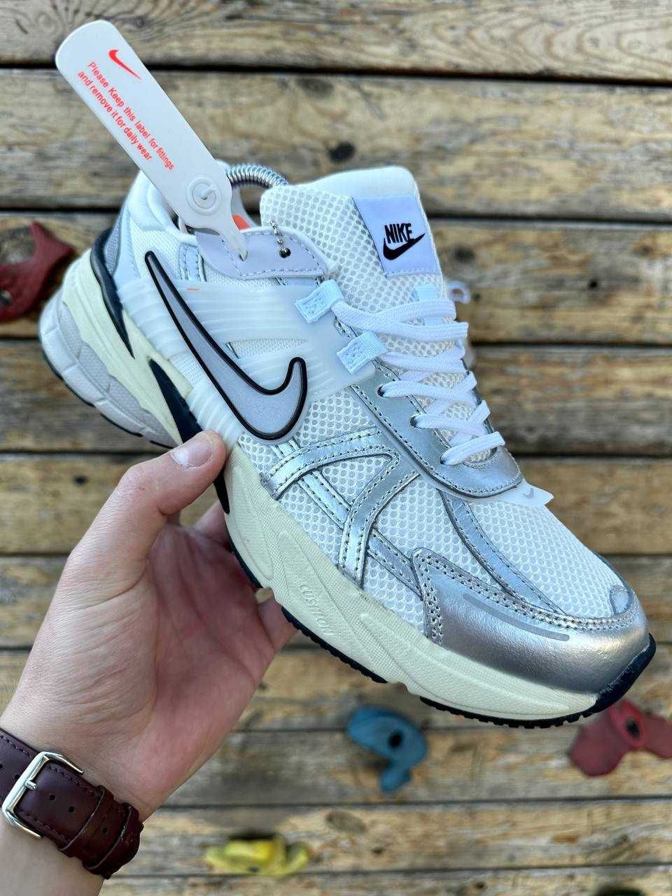 Чоловічі кросівки Nike Air Max Pulse білий з сріблом  59-3 ТОПЧИК