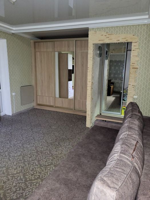 Продається квартира у м. Кропивницький з меблями та технікою.