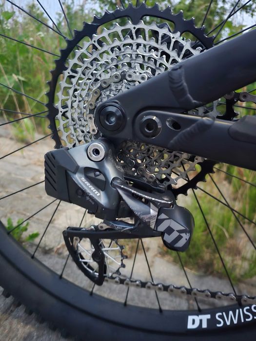 Dartmoor thunderbird fr 27.5 L custom jibber