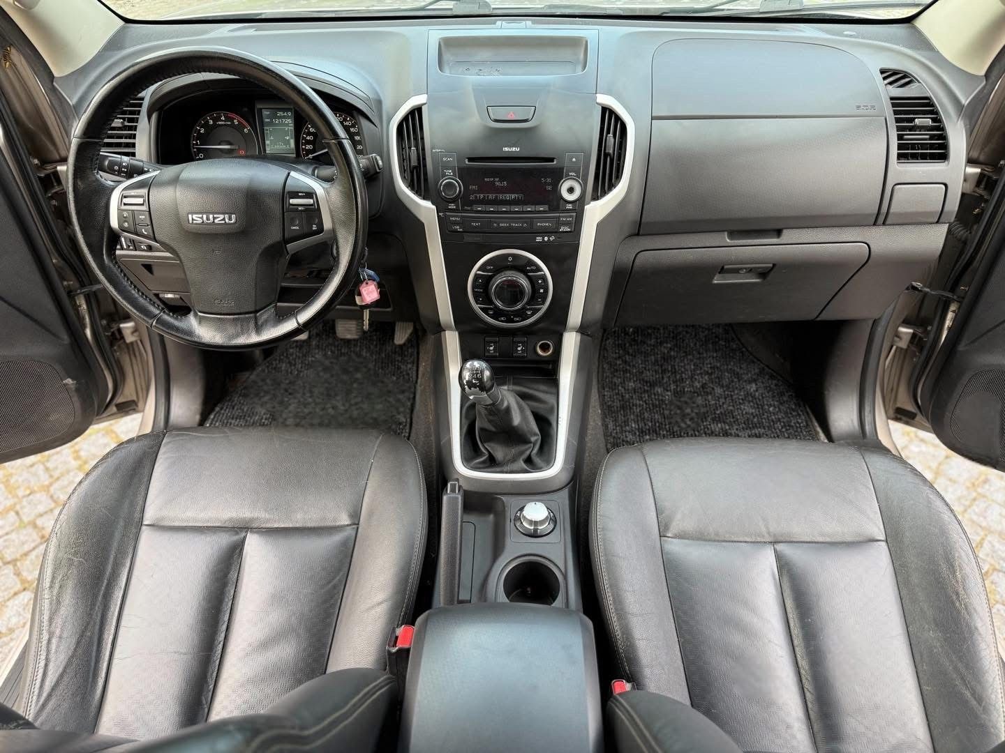 Isuzu D-Max 2.5 DTi CD 4WD LS