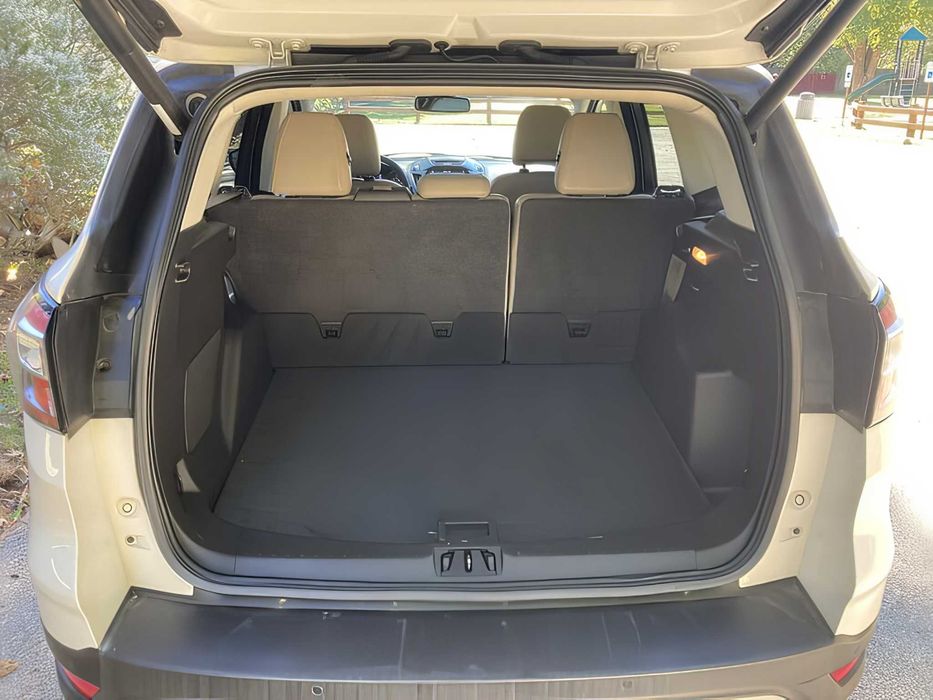 Ford Escape Titanium      2017