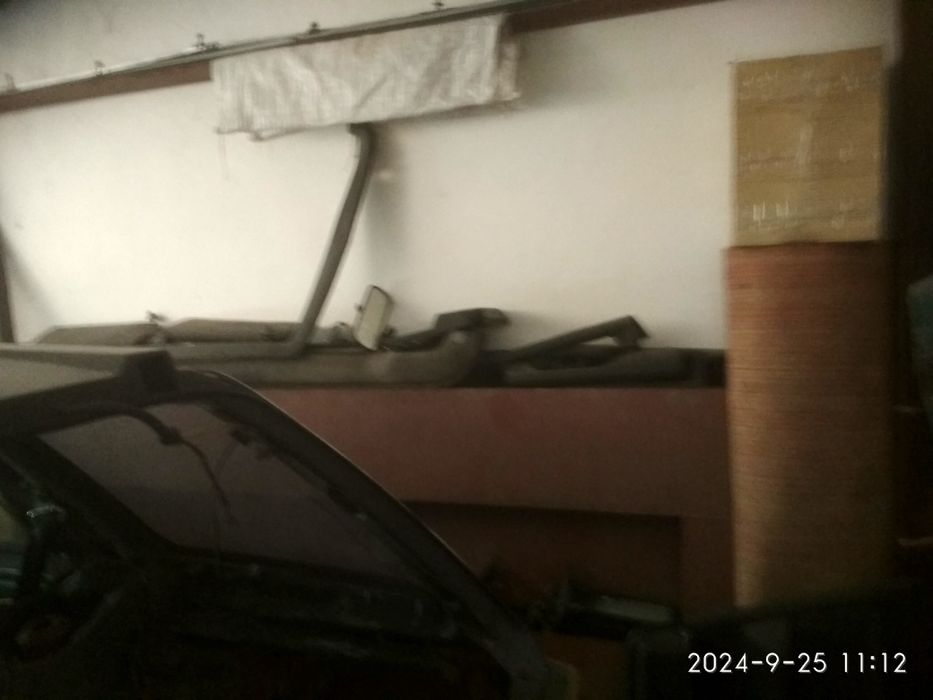 Ворота гаражні Миколаївського завода  з пройомною рамкою .