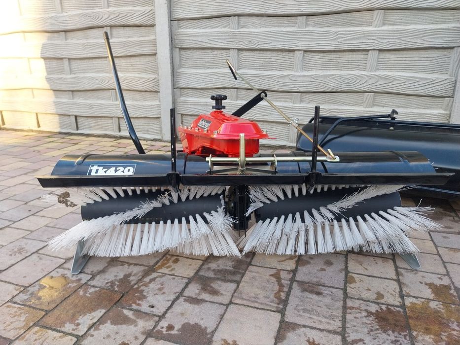 Zamiatarka Tielburger tk420 z pojemnikiem