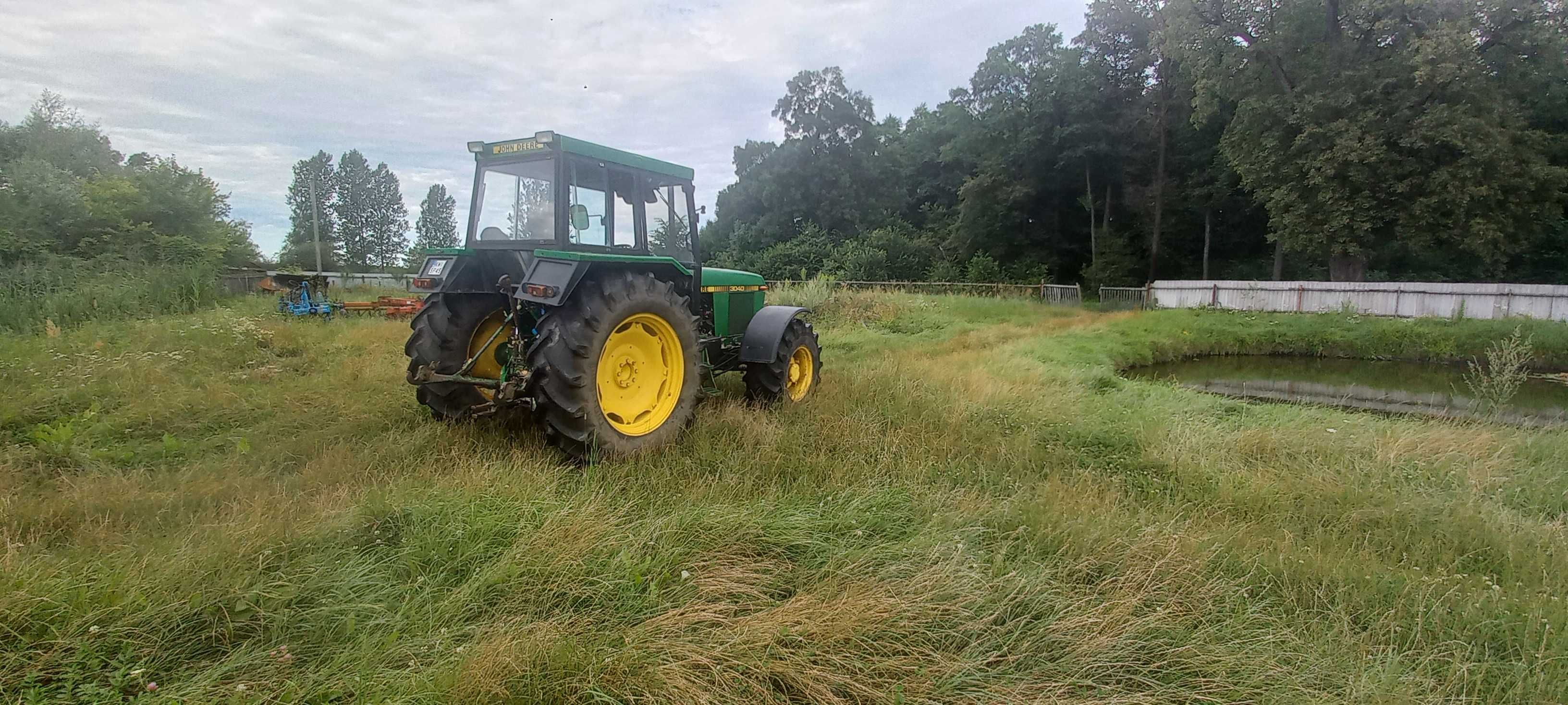 Трактор John Deere 3040 1987