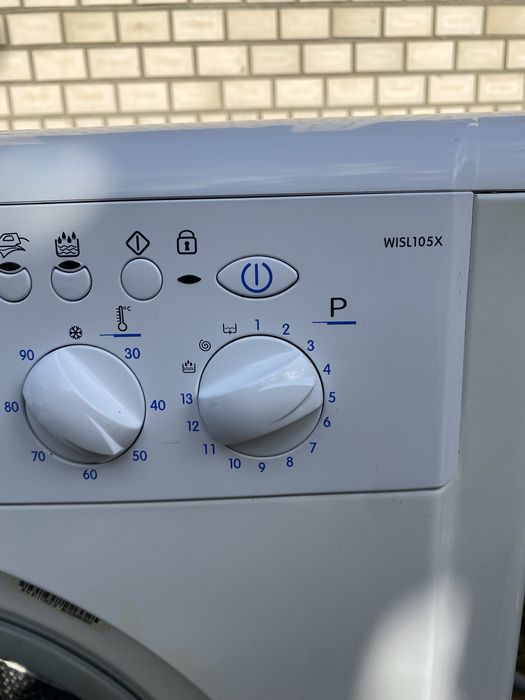 Пральна машина Indesit