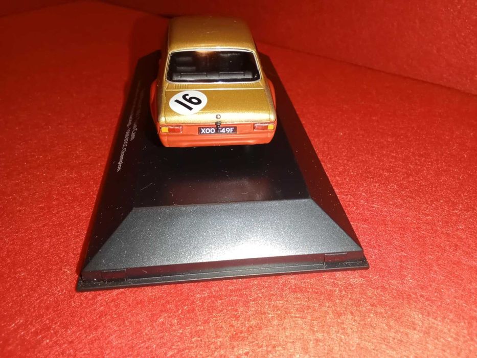 Miniatura Ford Escort MK1 Atlas Ixo
