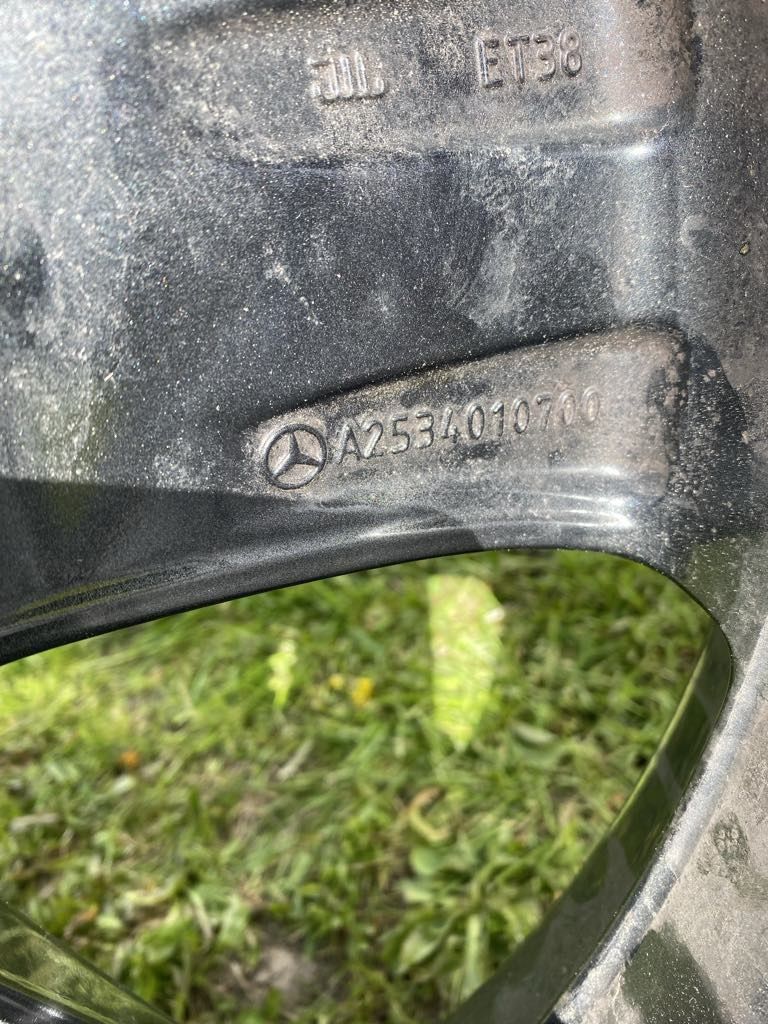 Felgi i opony z Mercedes Benz Glc 300d