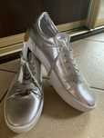 Buty reservd