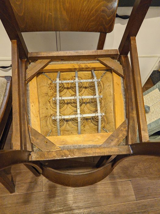 Krzesła drewniane zestaw 4szt.