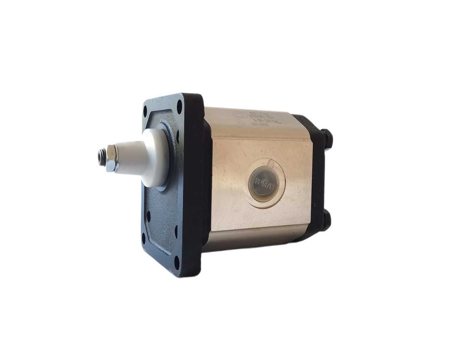 pompa zębata, łuparka. 40 L/min. Nowa. Faktura. Prawe obroty.