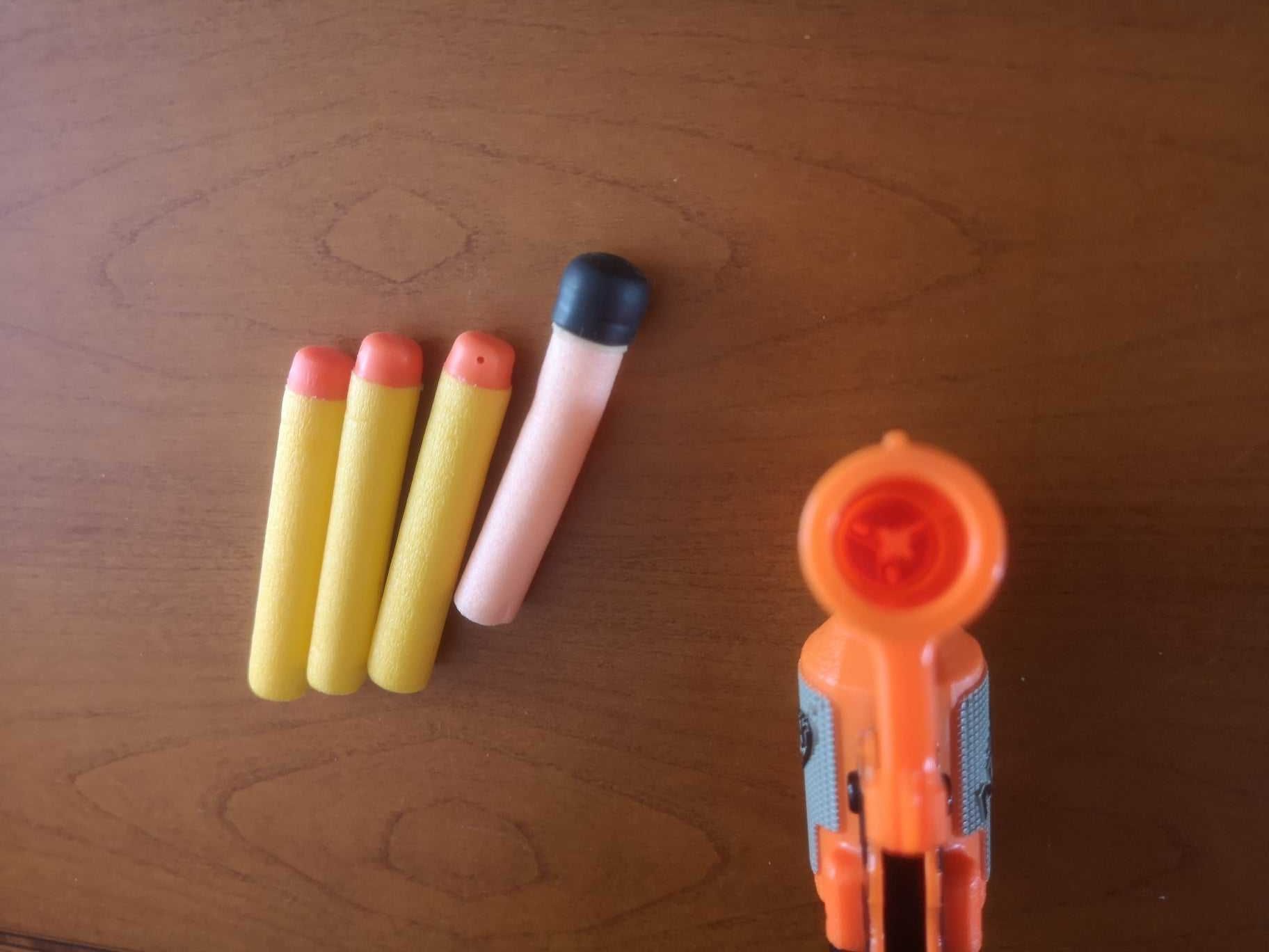 nerf elite jolt blaster 1 strzałka świszcząca + 3 strzałki zapasowe
