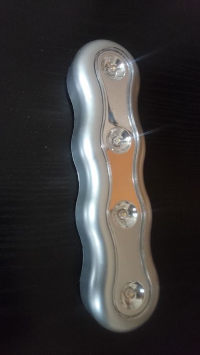 Lampka podszawkowa LED