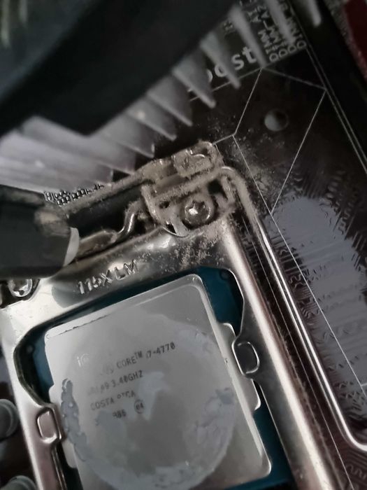 Asus B85M-G, i7 4470, kingston 16Gb ddr3