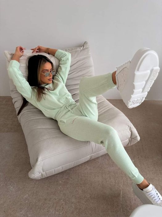 Komplet La Manuel Into IT M L miętowy koral