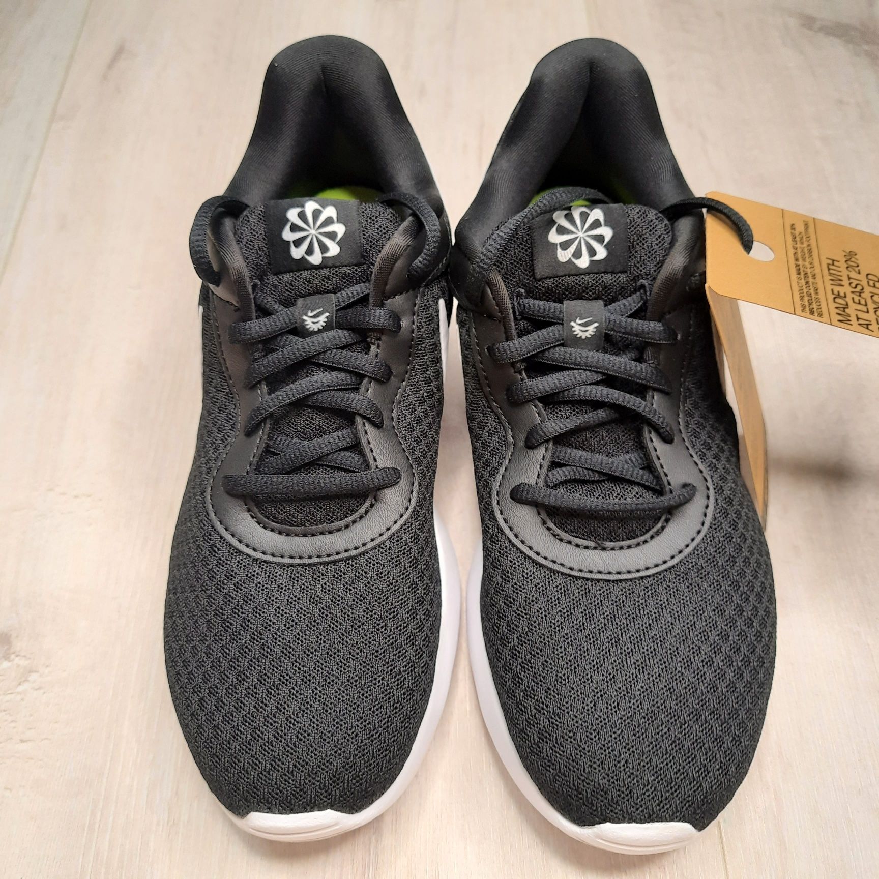 Кросівки жіночі Nike Tanjun Easyon DV7786-001