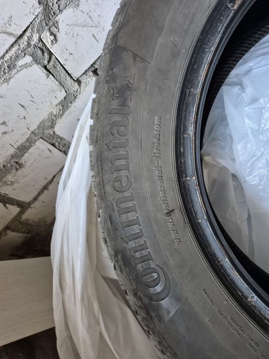 Шини зима 205 60 16 Continental