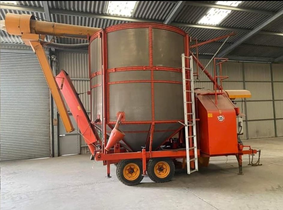 Зерносушка, зерносушарка, зерносулилка.