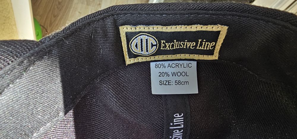 H Czapka z daszkiem męska rozmiar 58 stan bardzo dobry