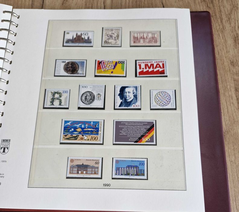 Znaczki pocztowe , klaser dedykowany Niemcy lata osiemdziesiąte