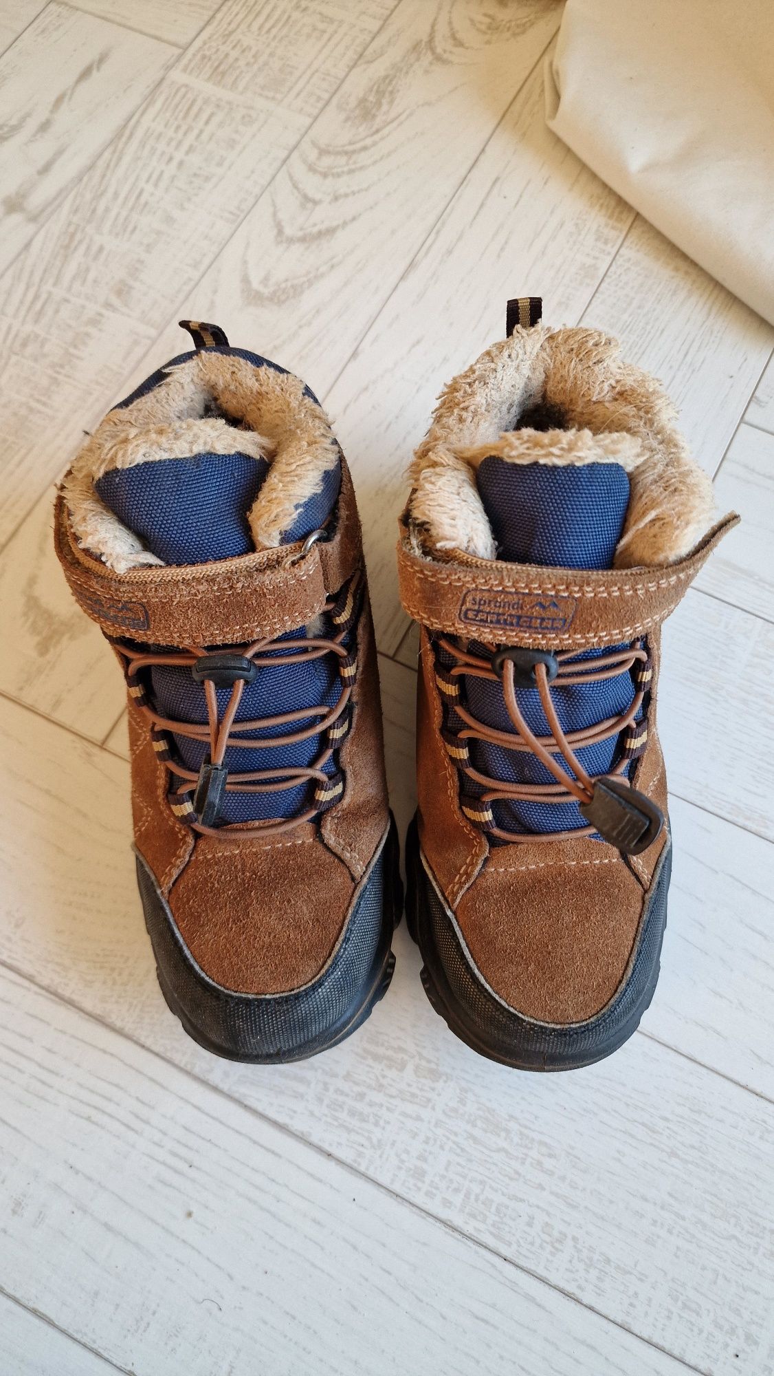 Zimowe buty Sprandi roz.33