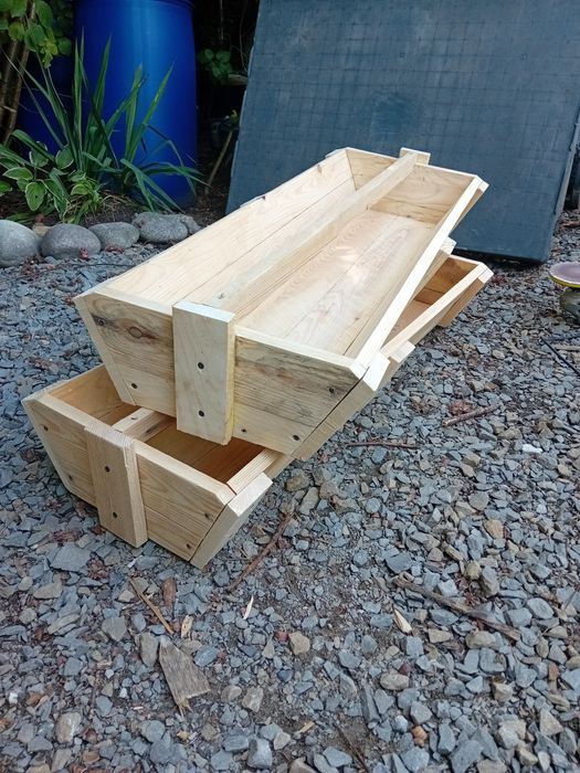 Sprzedam korytka dla kur