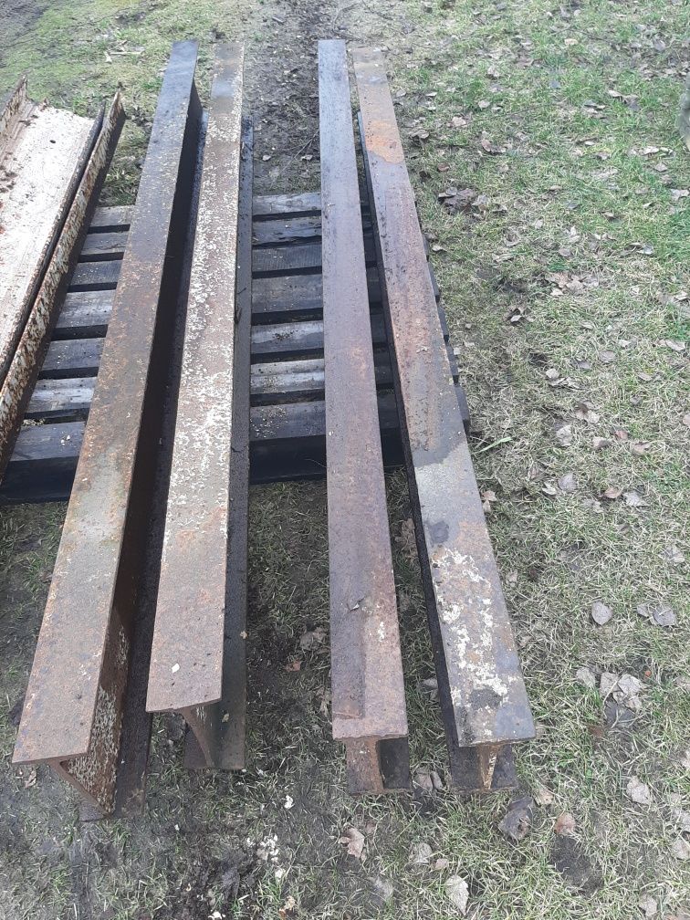 Dwuteownik  230 używany