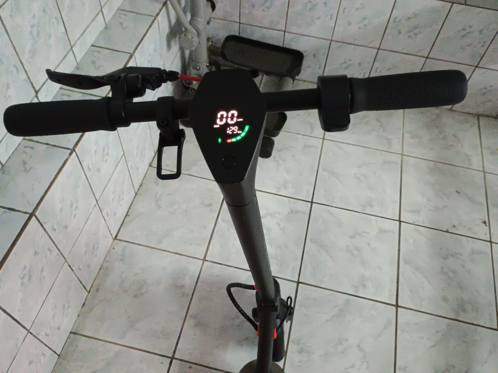 Hulajnoga elektryczny, EO Scooter, City, 20 km/h, czarny, 350 W