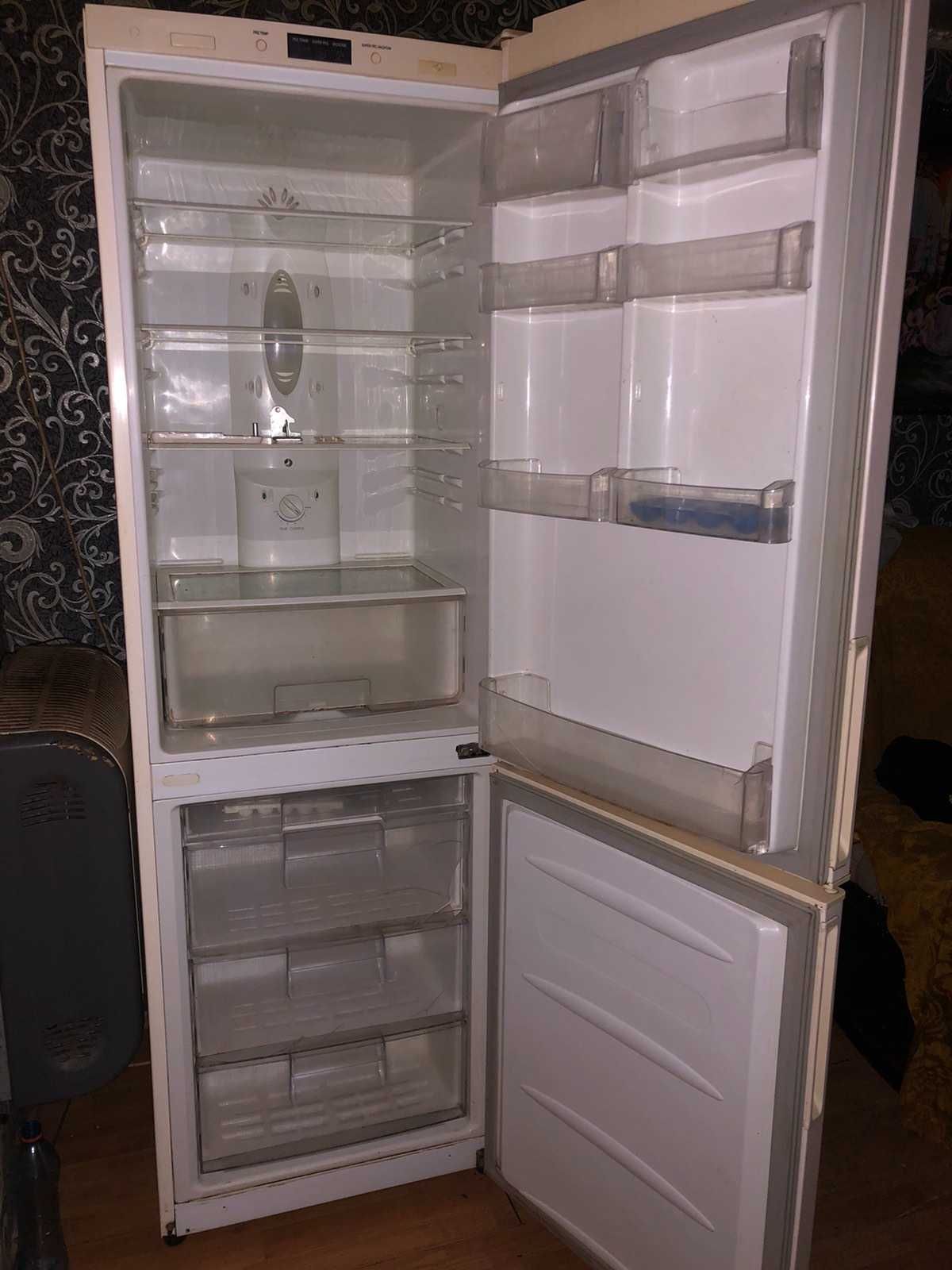 Холодильник LG GC-B439PECW ТОРГ