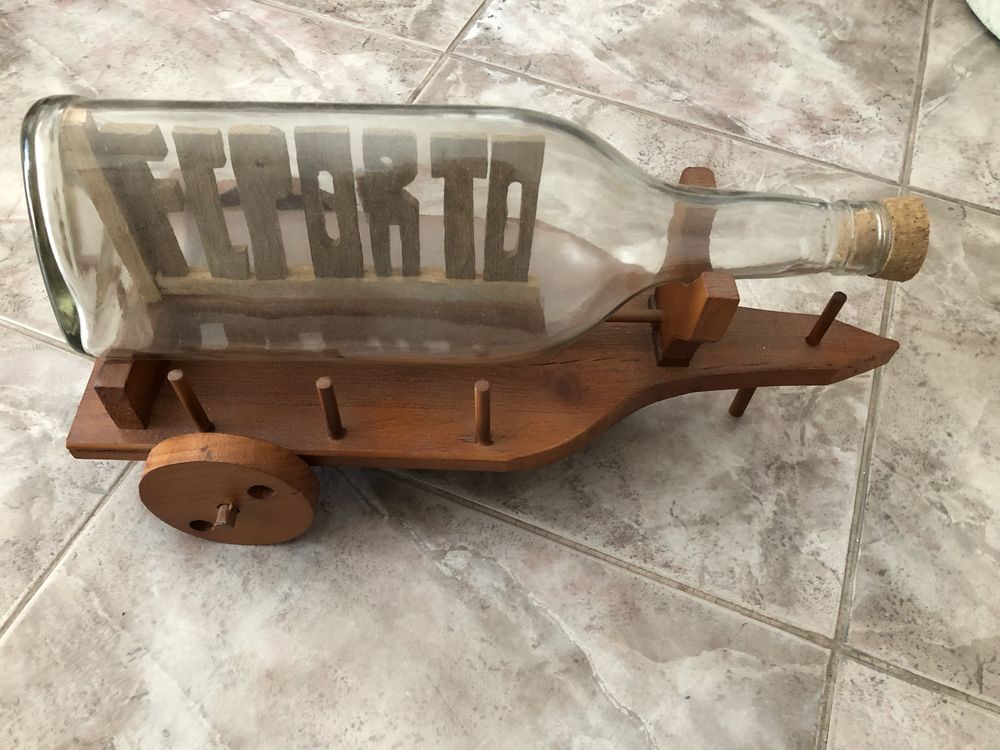 Garrafa com carrinho 3L