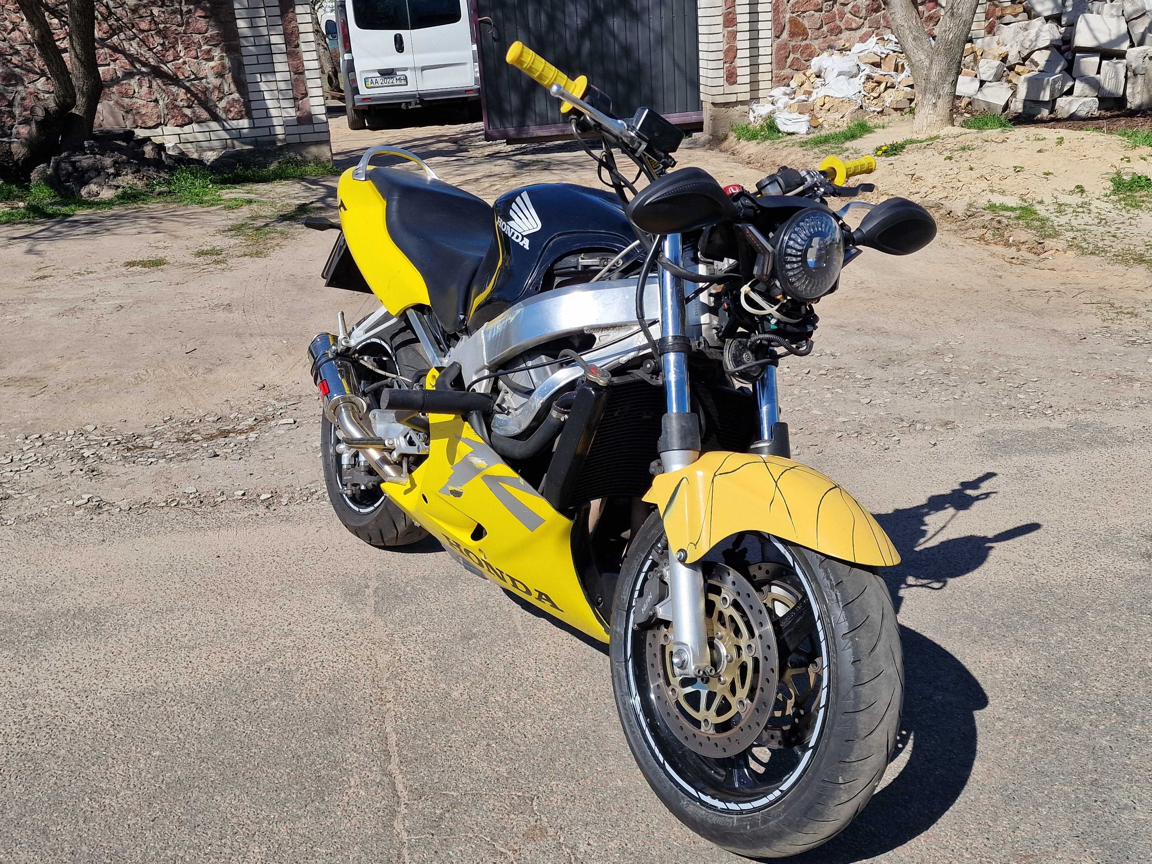 Honda CBR 600 F4 Переоформление