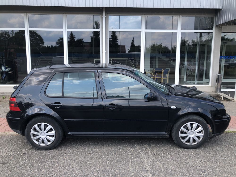 Volkswagen Golf LPG; HAK; Climatronic; Bogate wyposażenie