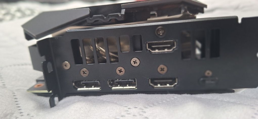 Karta graficzna RTX 2080super asus rog strix