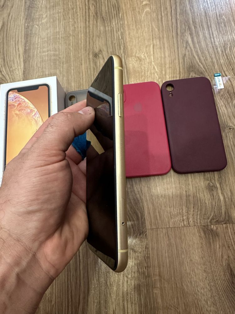 Iphone XR 256gb жовтий айфон 10Р нюанс