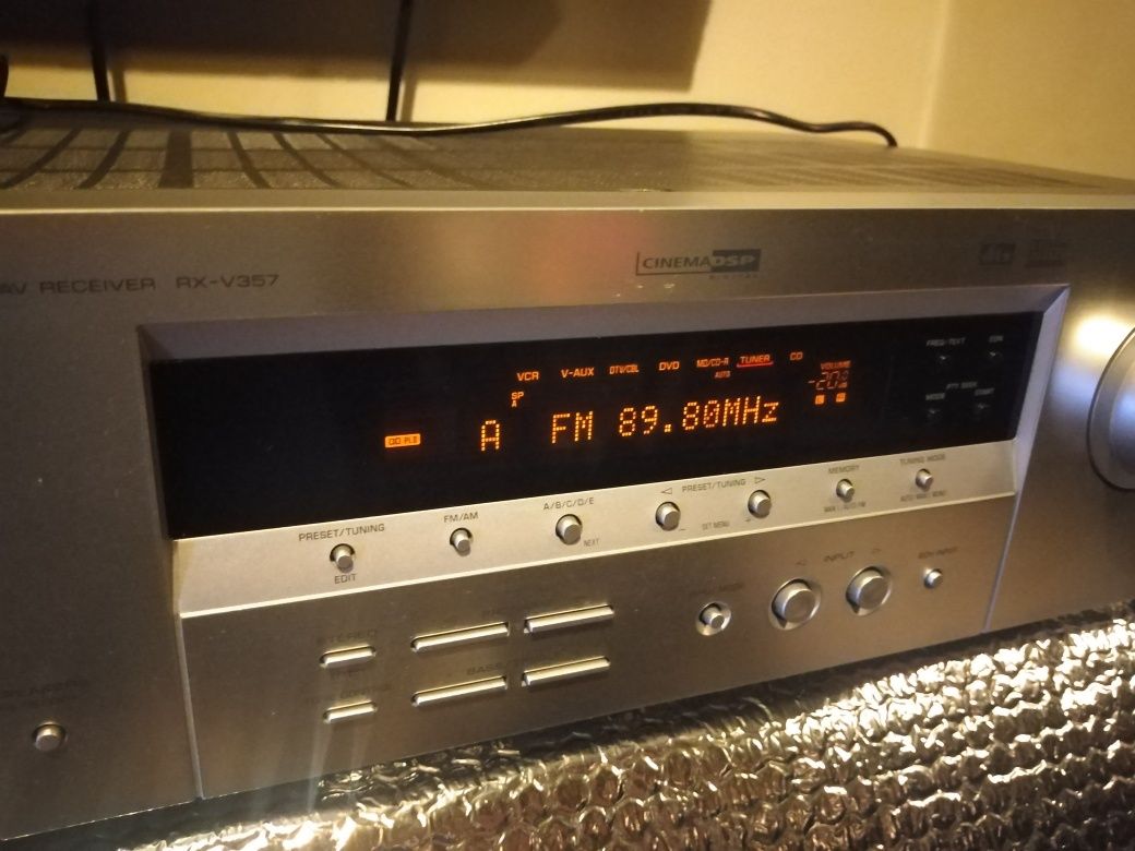 Amplificador Yamaha 7.1, mod RX V357