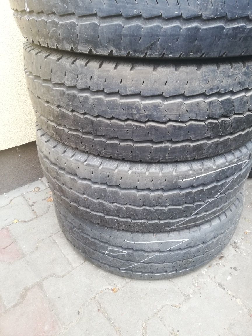 Opony 215/70/R15 CP