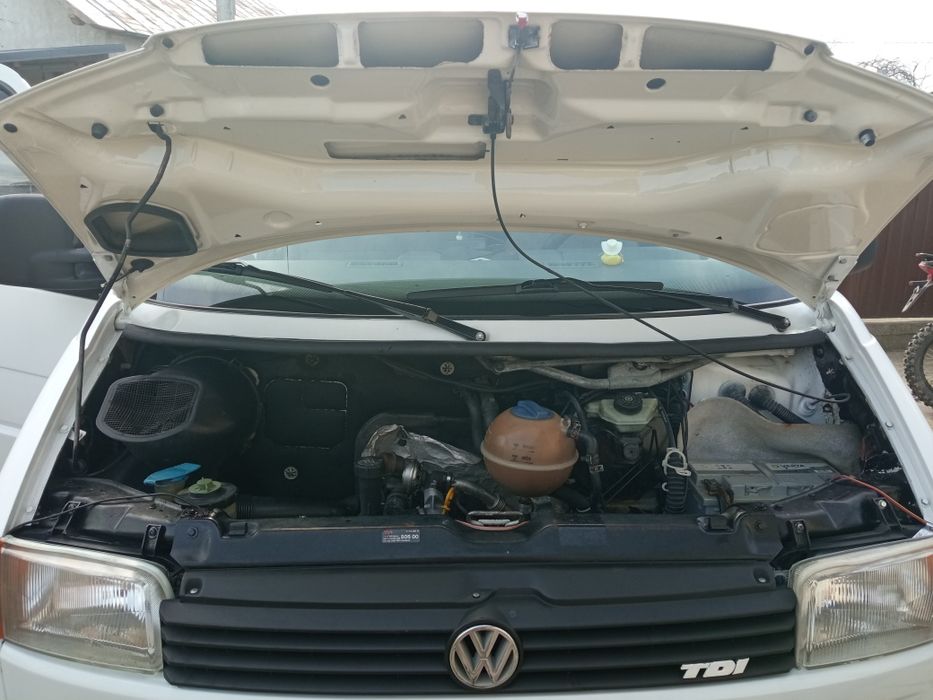 Фольксваген Т4 1.9 дизель 1997Р