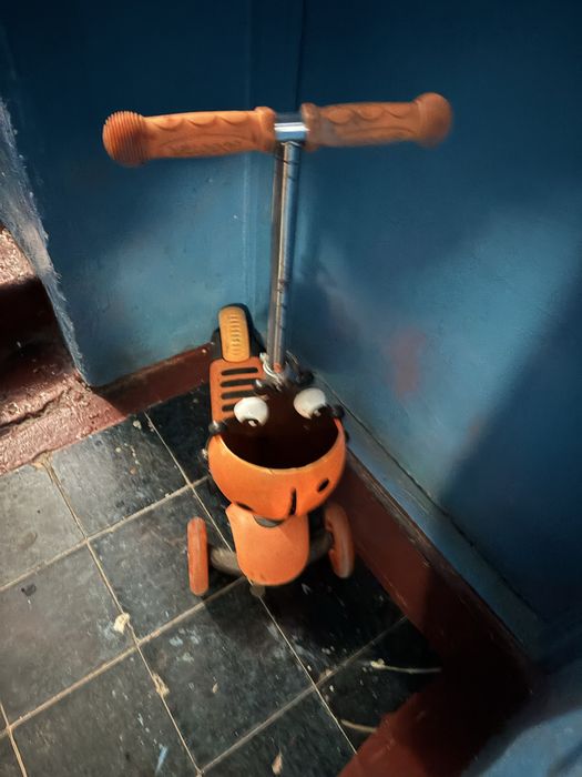 Дитячий самокат триколісний