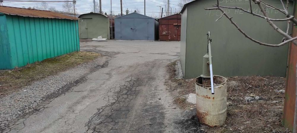 Сдам гараж металлический, на Подоле, коп. Мотор.